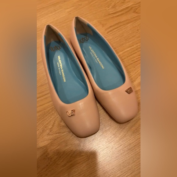 Rangoni Shoes - NWOT Valentina Rangoni flats